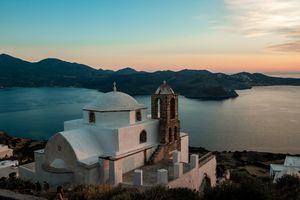 anastase-maragos-_PyN0ignfko-unsplash